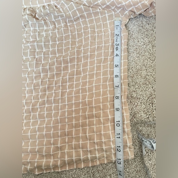 Gingham flowy blouse cream and white tie back square neck size small - Picture 9 of 10